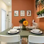 S&m Apartments- Urban Stripes 2 Bedrooms Near Underground M2 And Navigli דירה *